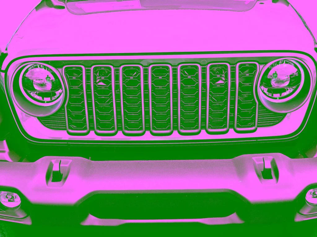 New 2026 Granite Crystal Metallic Clear-Coat Exterior Paint Jeep Sport S image 3