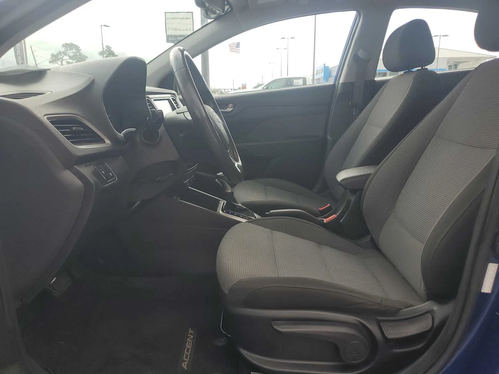 Used 2022  Hyundai Limited image 21