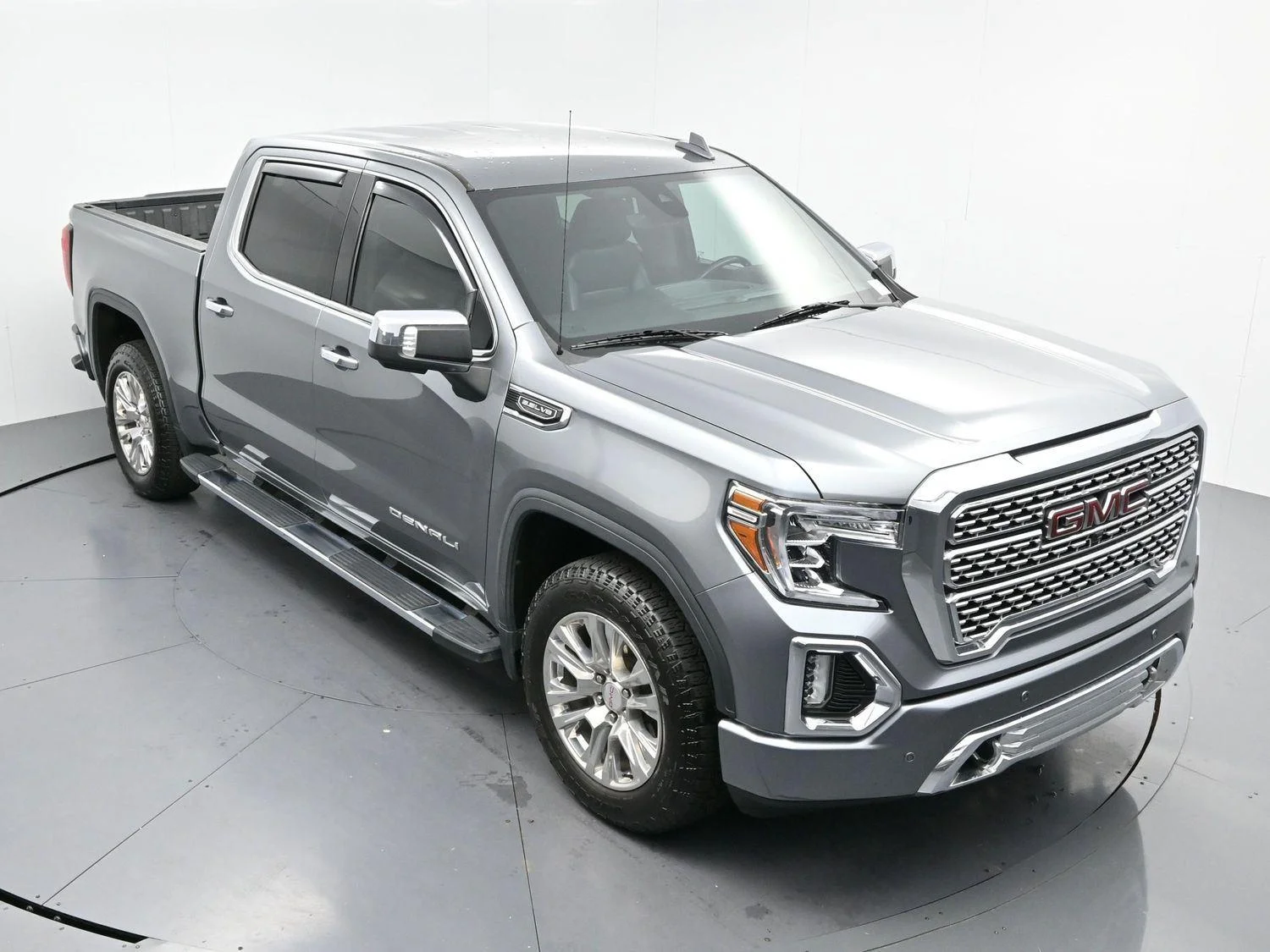 Used 2020 SATIN STEEL METALLIC GMC Denali image 40