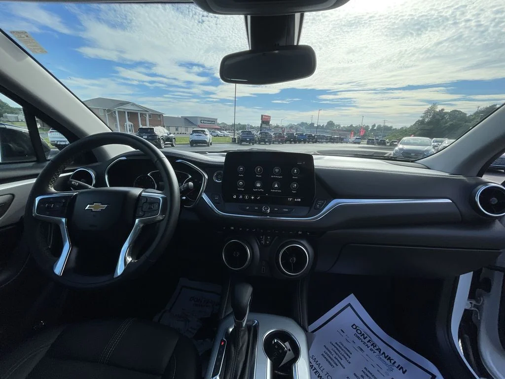 Used 2023 White Chevrolet LT image 10