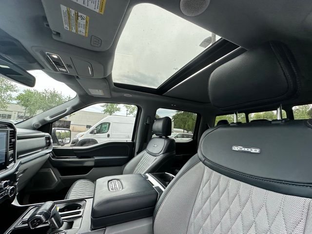 Used 2022 Silver Ford Limited image 32
