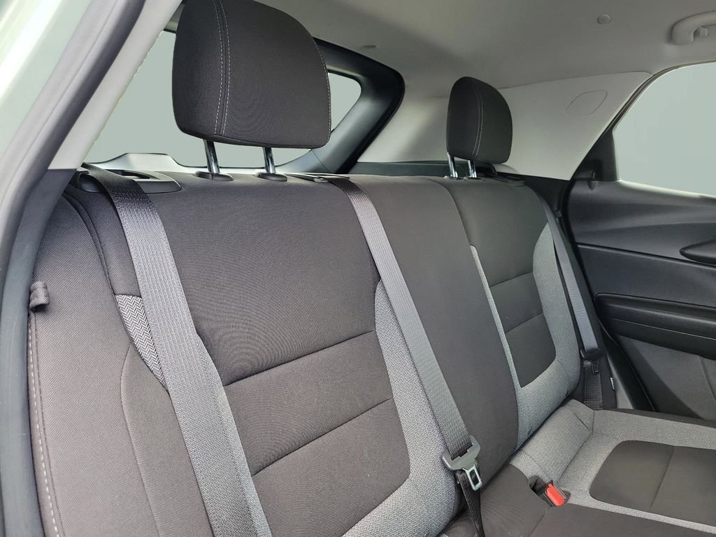 Used 2026 Green Chevrolet LT image 32