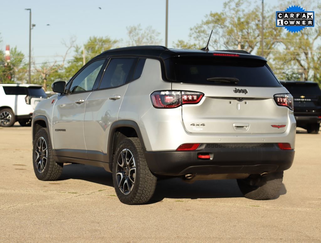 Used 2025 Silver Jeep Trailhawk 4x4 image 5