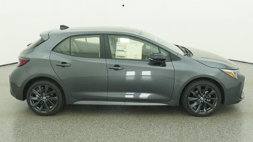 New 2026 Magnetic Gray Meta Toyota XSE image 17