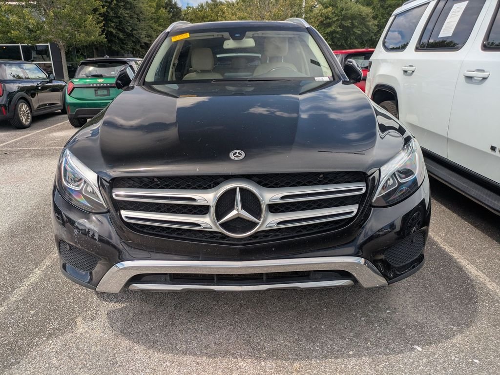 Used 2019 Black Mercedes-Benz GLC 300 image 4