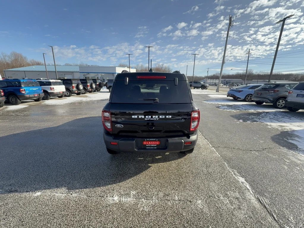 New 2025 Shadow Black Ford Outer Banks image 7