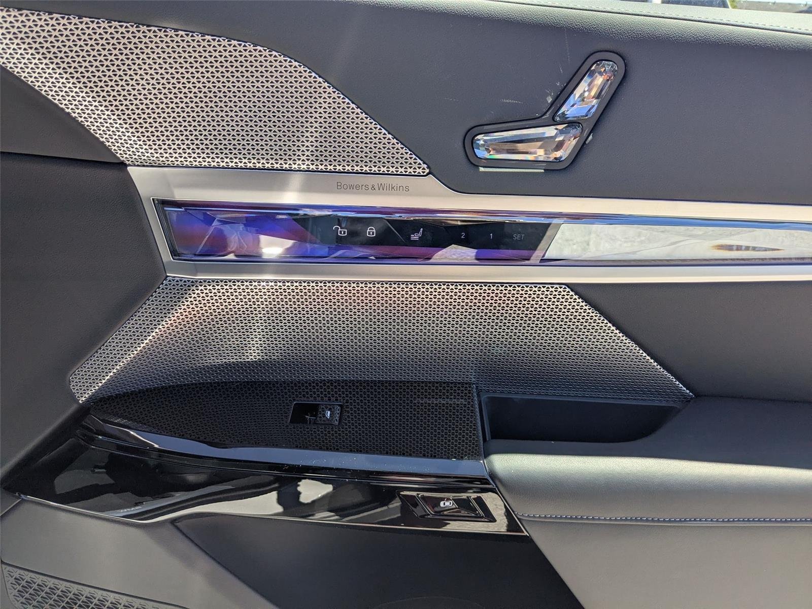 2024 BMW i7 Base - Photo 36
