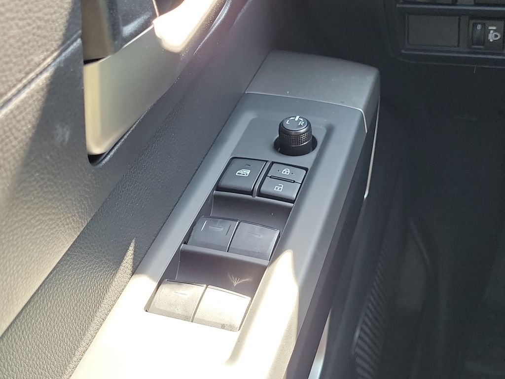 2026 Toyota Tundra SR5 - Photo 24