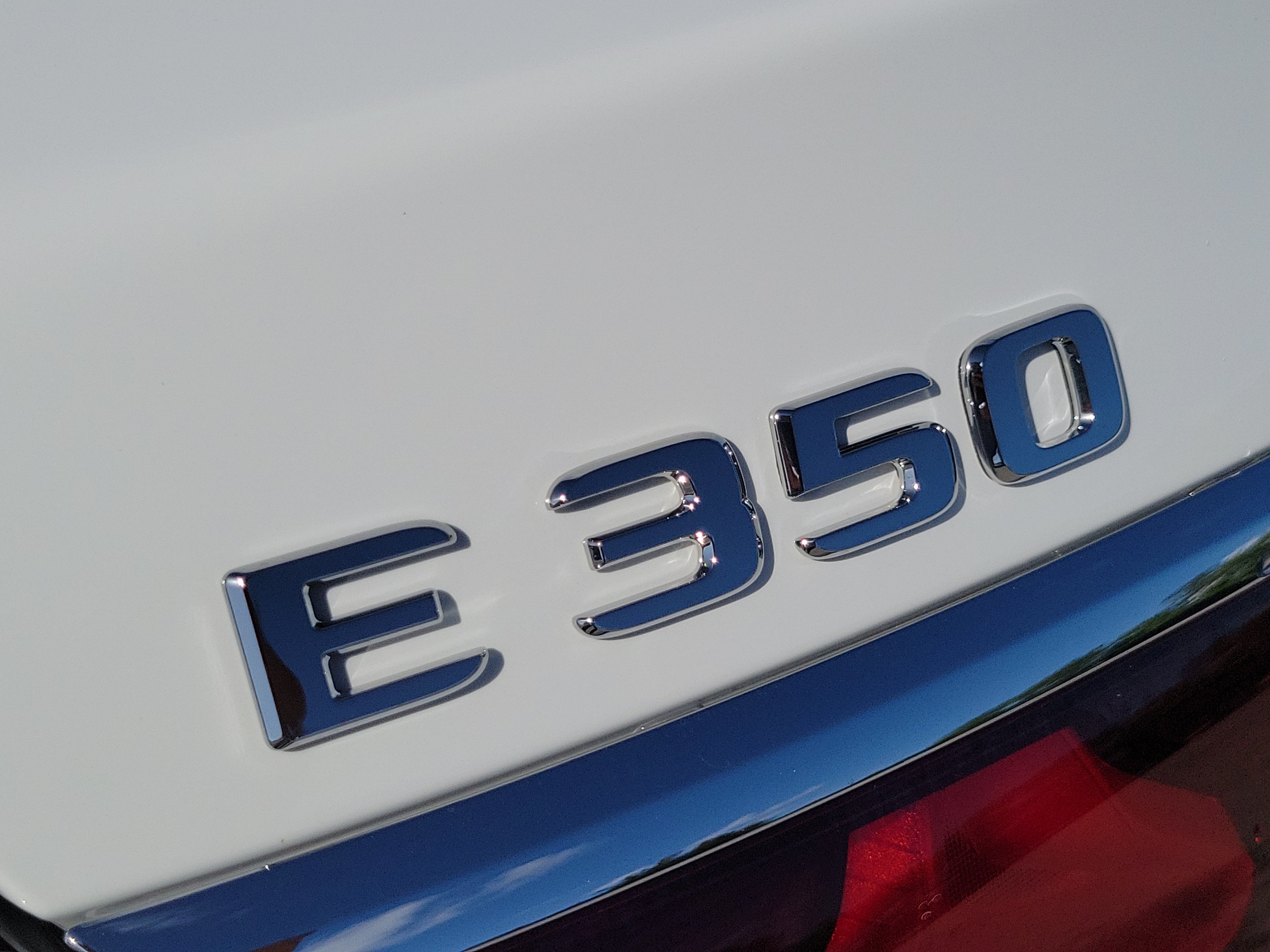 New 2026 Polar White Mercedes-Benz E 350 image 37