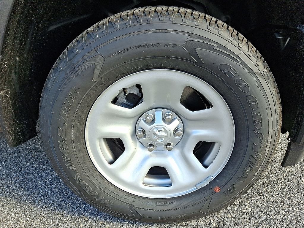 New 2026 Granite Crystal Metallic Clearcoat RAM Tradesman image 5