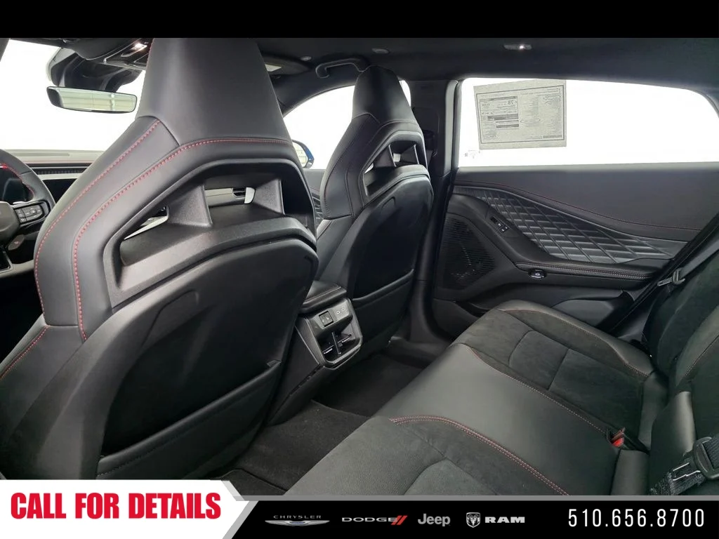 New 2026 Bludicrous Exterior Paint Dodge R/T Scat Pack image 13