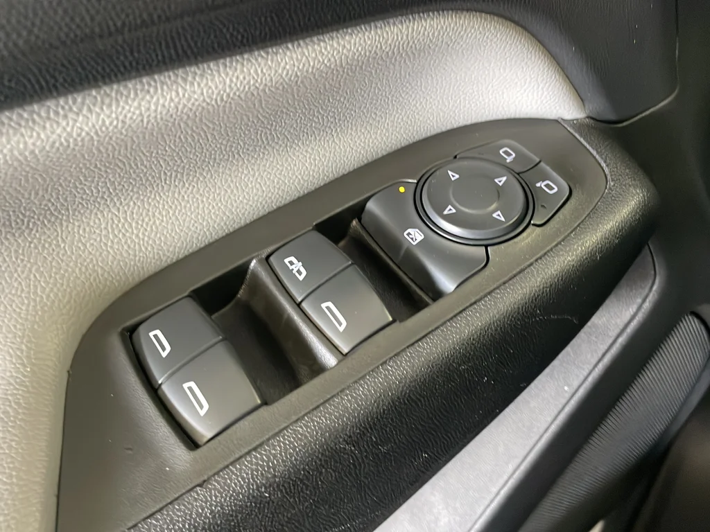 2023 Chevrolet Equinox LT - Photo 39