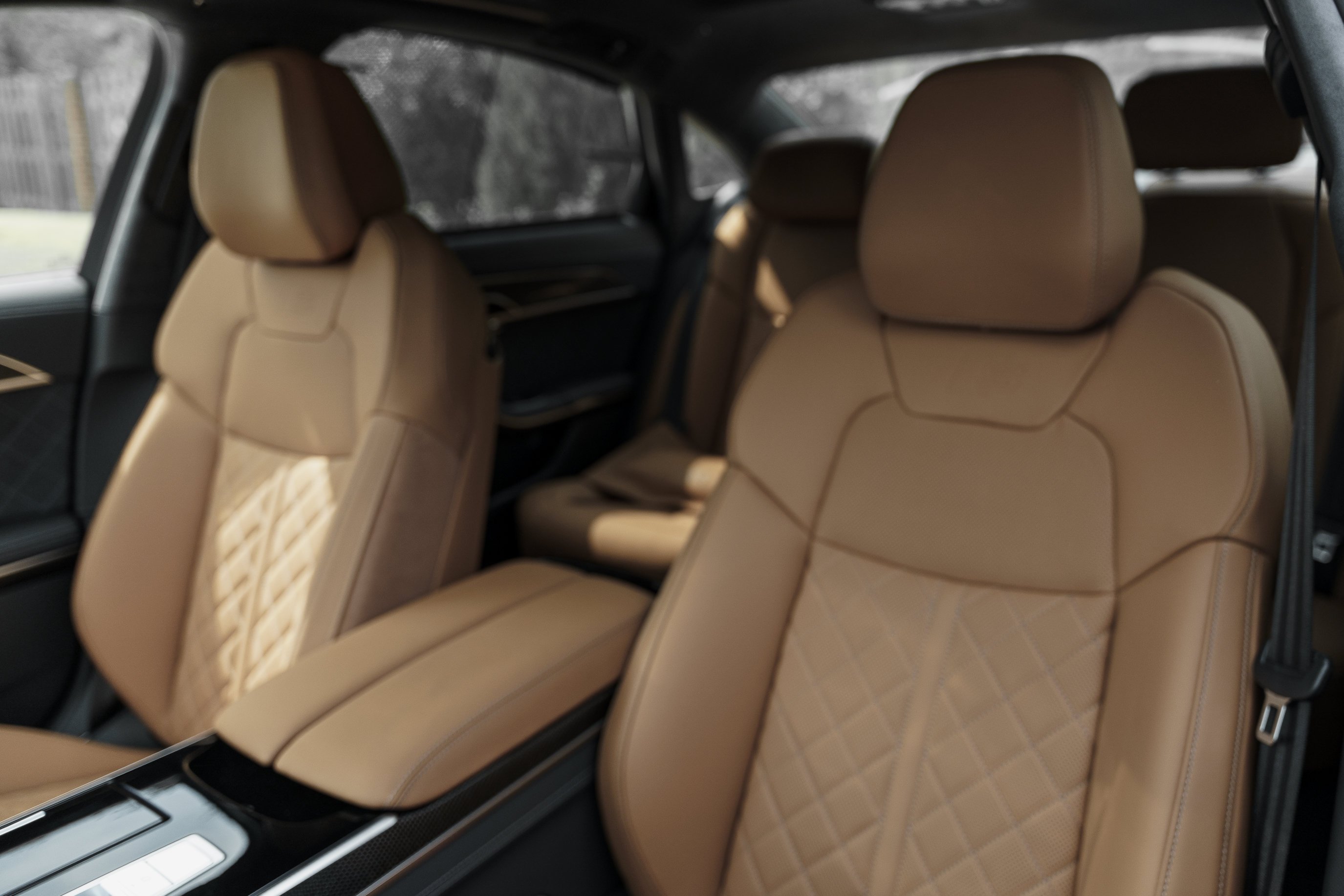 2027 Audi S8 Base - Photo 20
