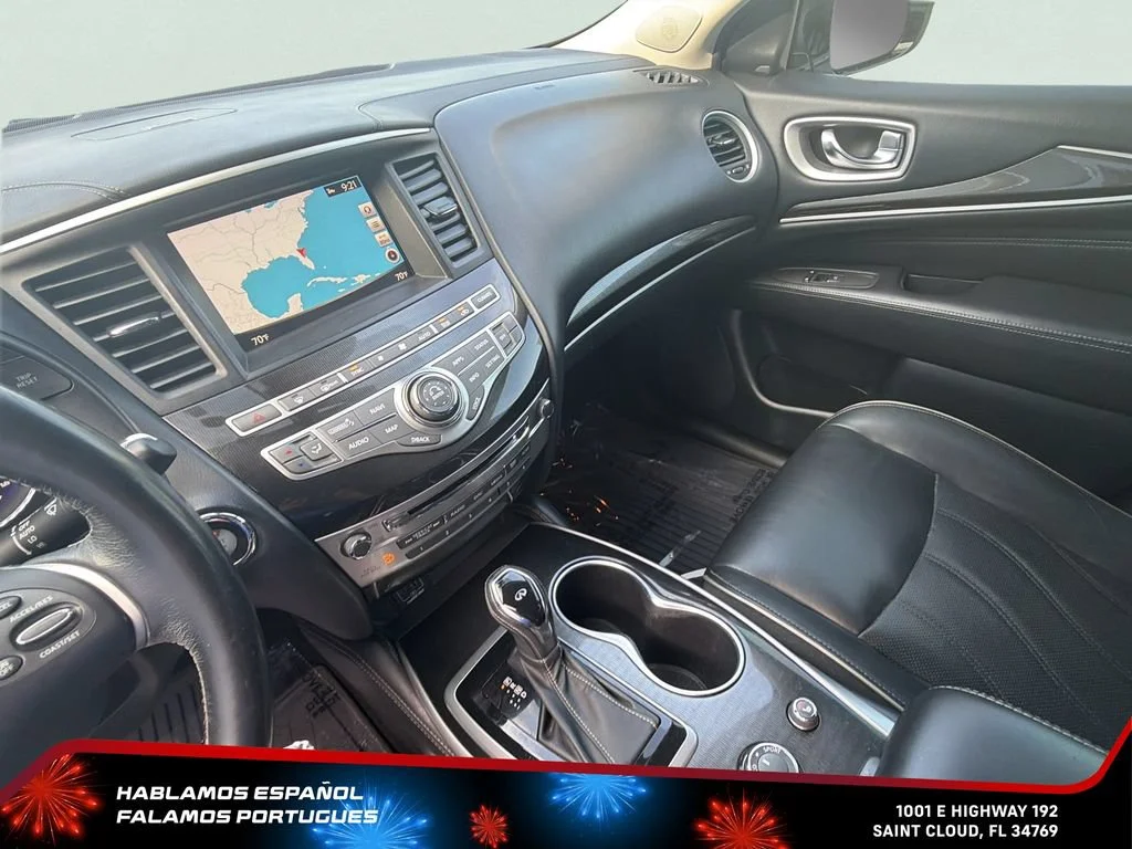 Used 2020 White INFINITI LUXE image 20