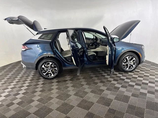 Used 2024 Blue Kia EX image 15