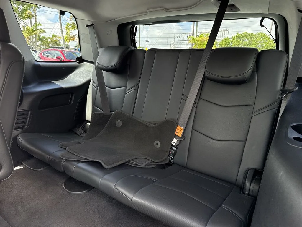 Used 2020 Black Raven Cadillac Luxury image 38