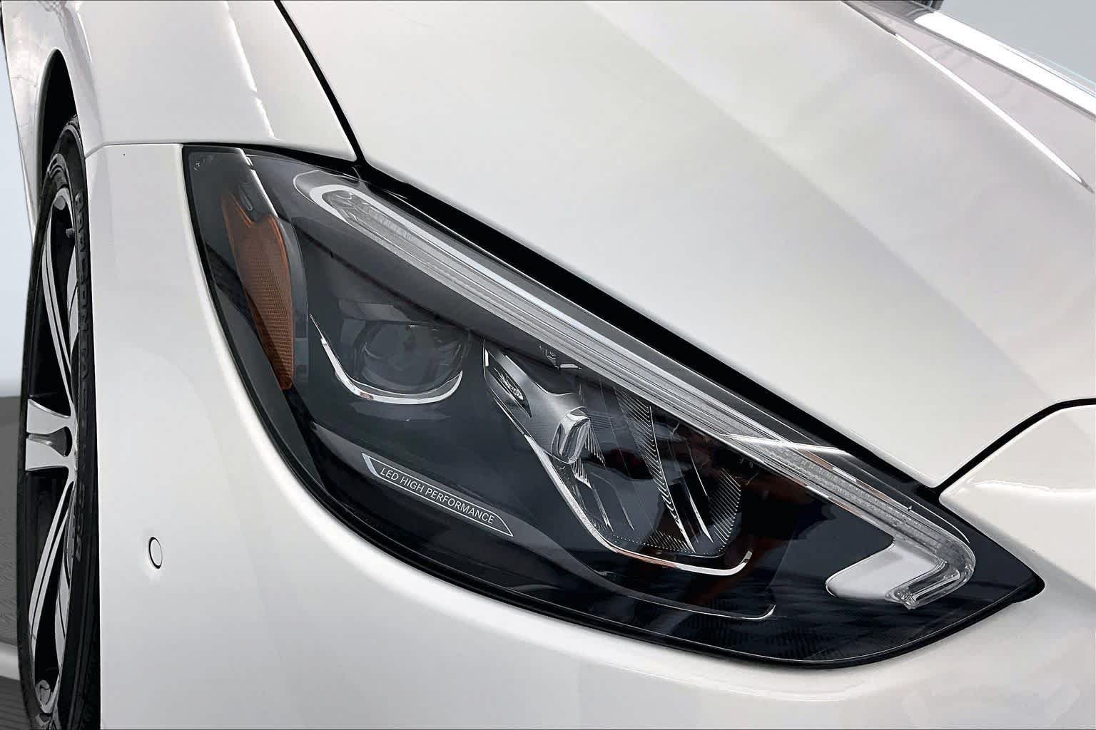 New 2026 Polar White Mercedes-Benz C 300 image 21