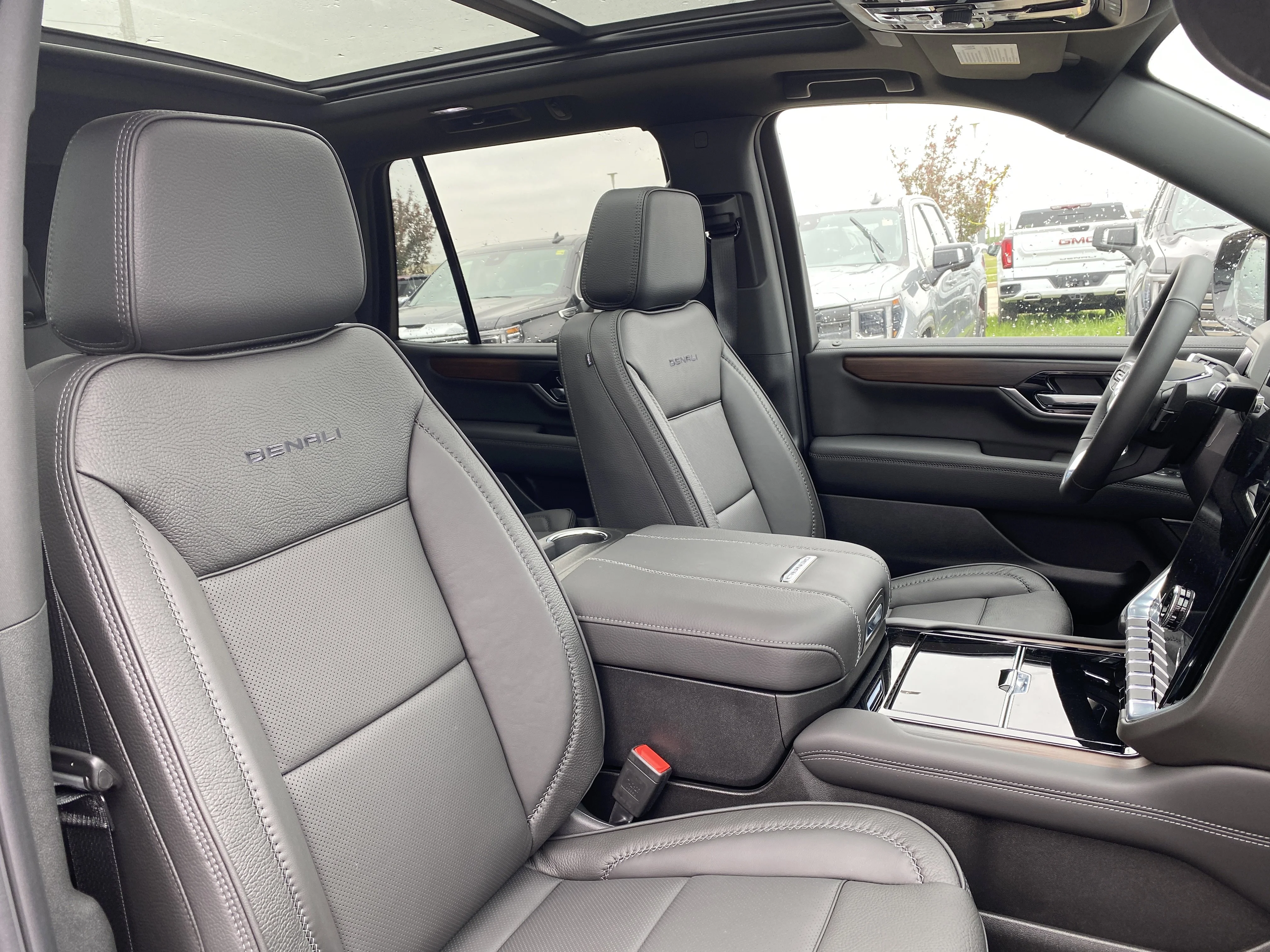 New 2026 ONYX BLACK GMC Denali image 31