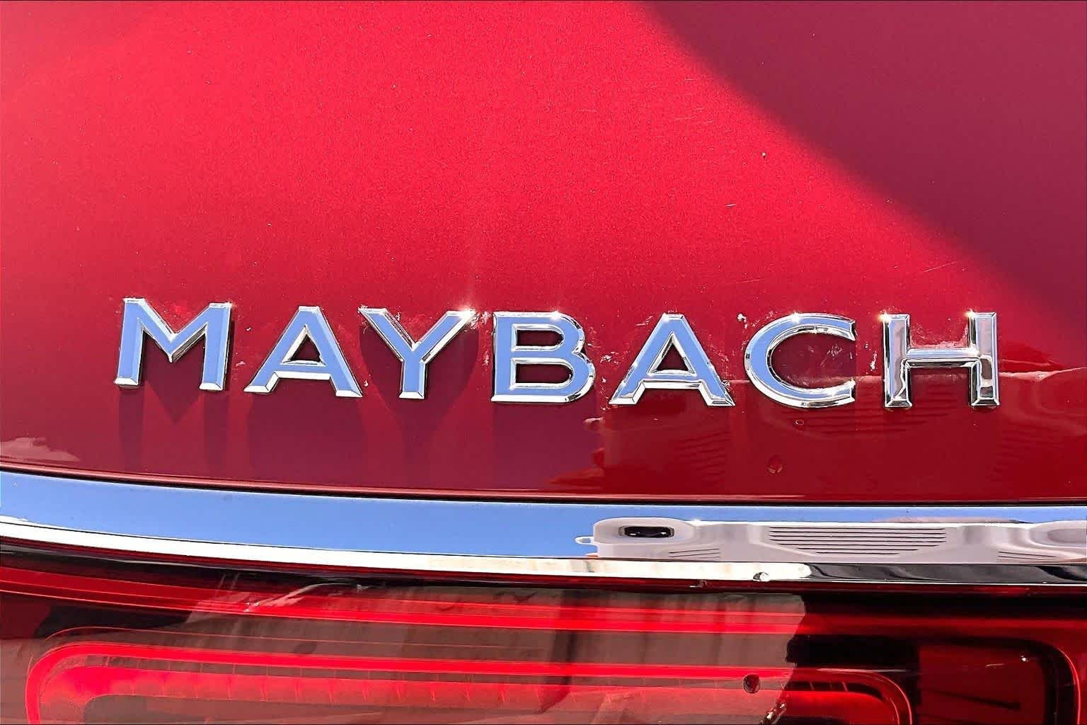 Used 2023 MANUFAKTUR Cardinal Red Metallic Mercedes-Benz Maybach GLS 600 image 31