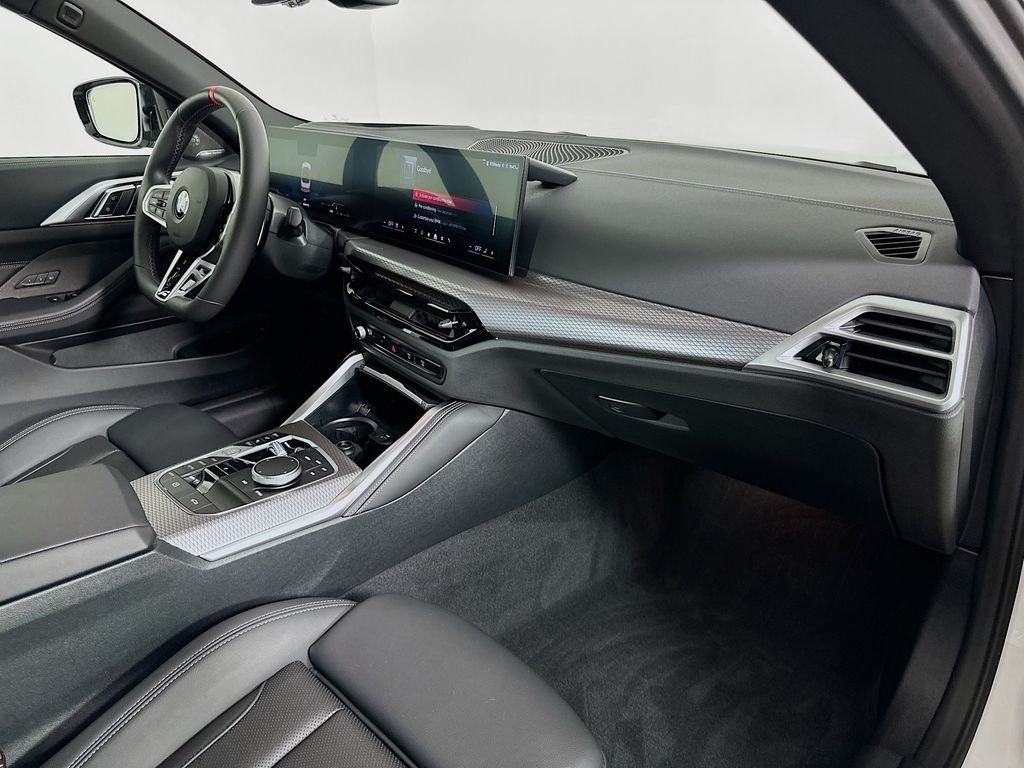 2025 BMW 4 Series M440i - Photo 29