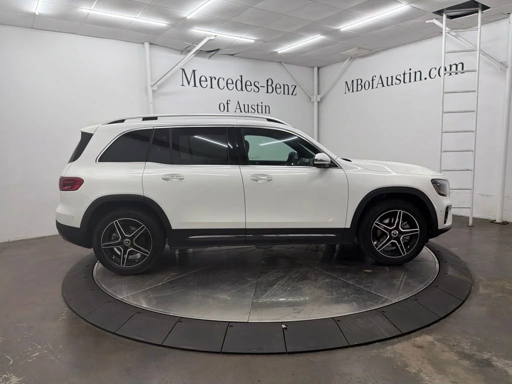 New 2026 White Mercedes-Benz GLB 250 image 8