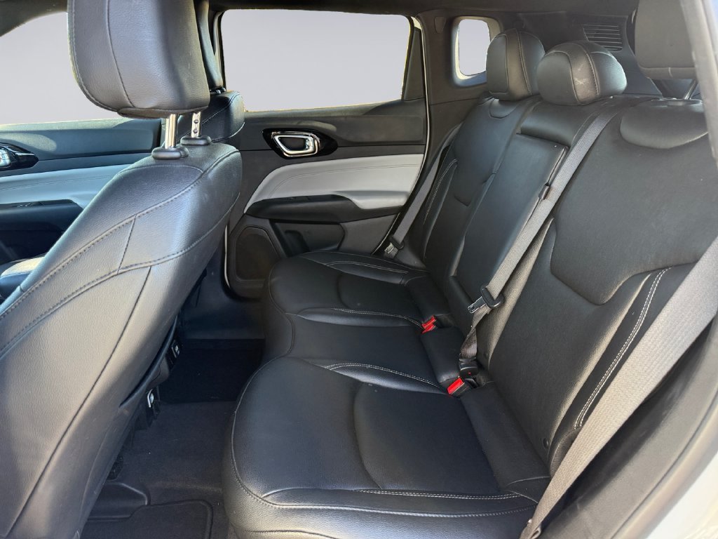 Used 2025 White Jeep Limited image 16