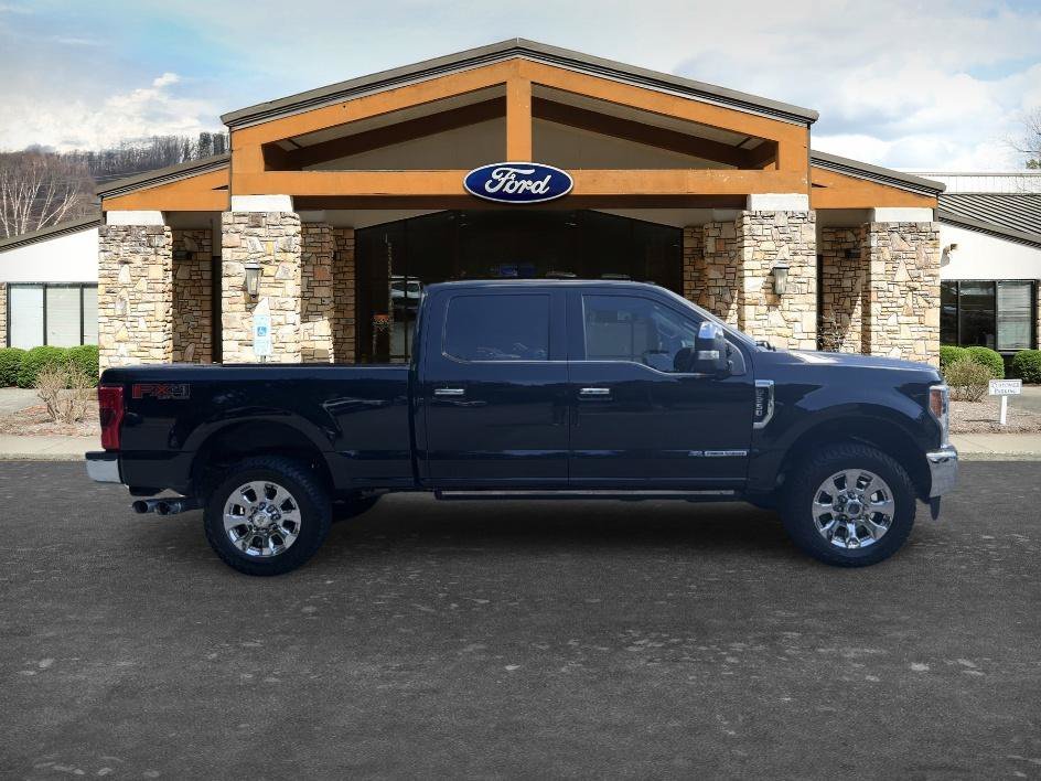 Used 2019 Black Metallic Ford King Ranch image 4