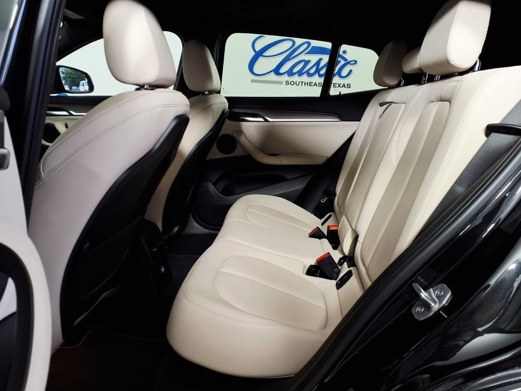 Used 2018 Black Sapphire Me BMW sDrive28i image 8
