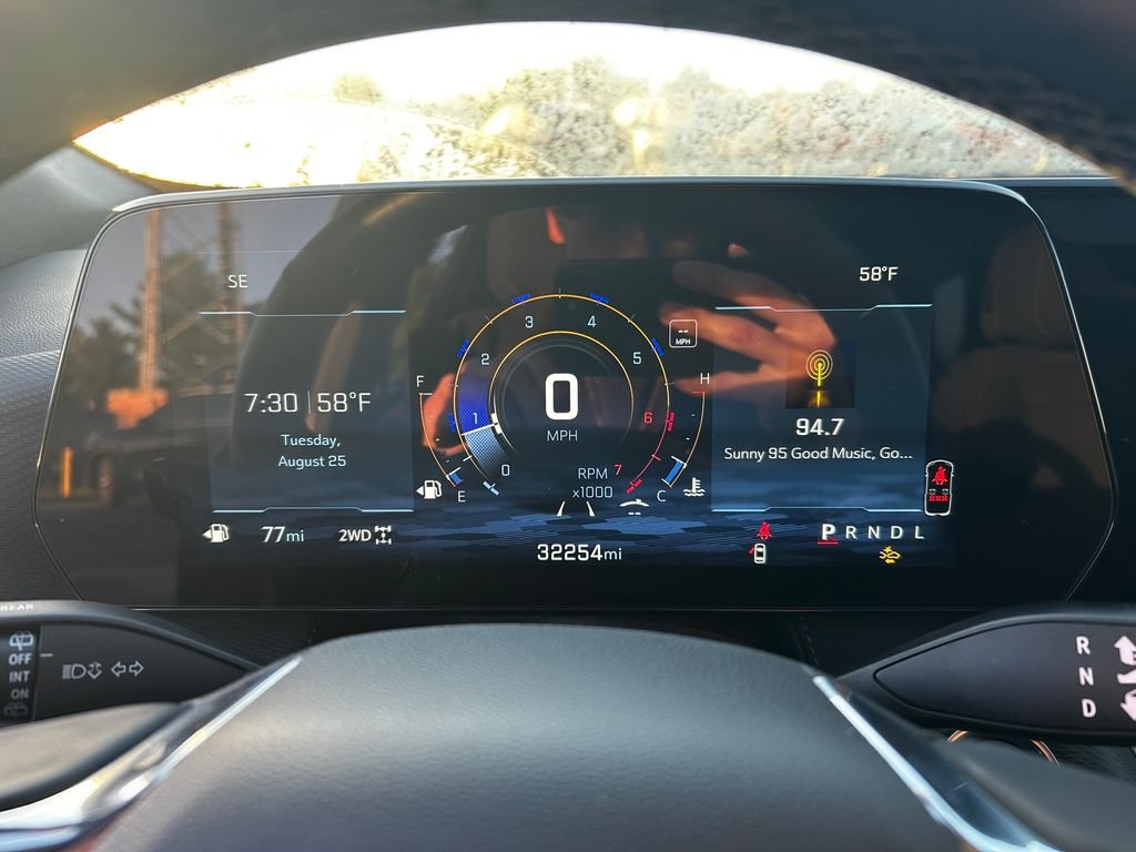 Used 2025 Black Metallic Chevrolet LT image 14