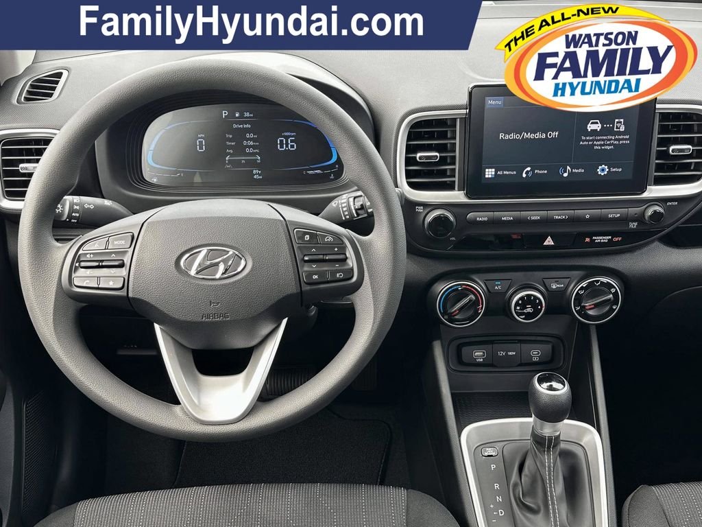 2025 Hyundai Venue SE - Photo 17