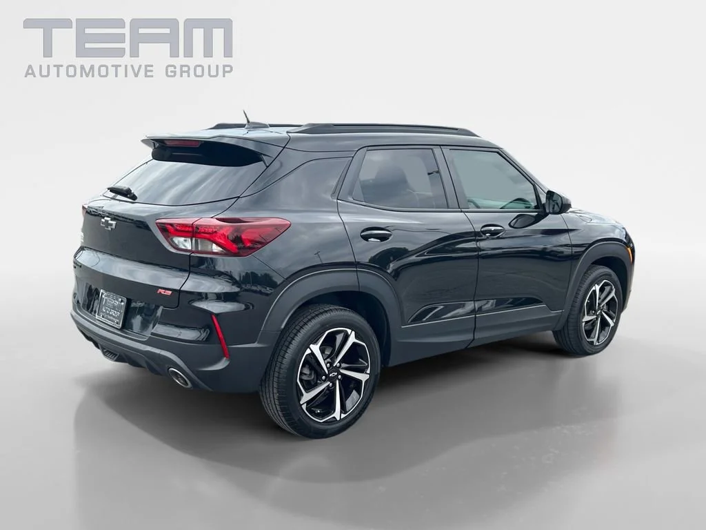 Used 2023 Mosaic Black Metallic Chevrolet RS image 7