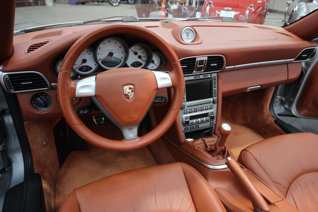 Used 2006 Silver Porsche Carrera S image 18
