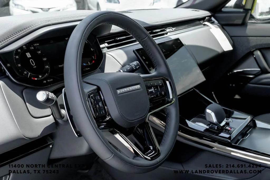 New 2026 Varesine Blue Metallic Land Rover Dynamic SE image 14
