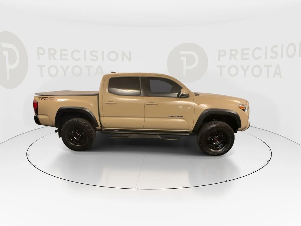 Used 2018 Quicksand Toyota TRD Off-Road image 23