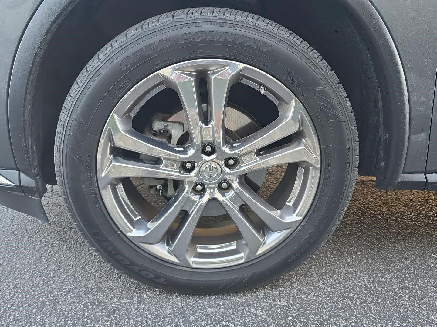 Used 2018 Gun Metallic Nissan Platinum image 5