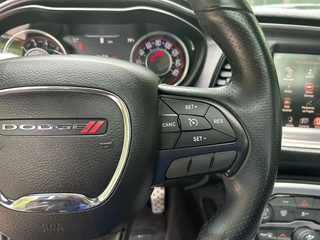 Used 2016 Silver Dodge R/T Shaker image 24
