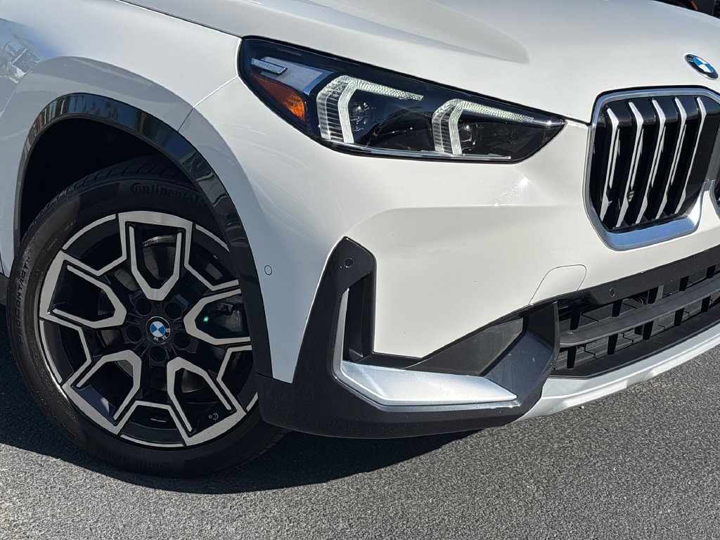 Used 2023 Alpine White BMW xDrive28i image 6