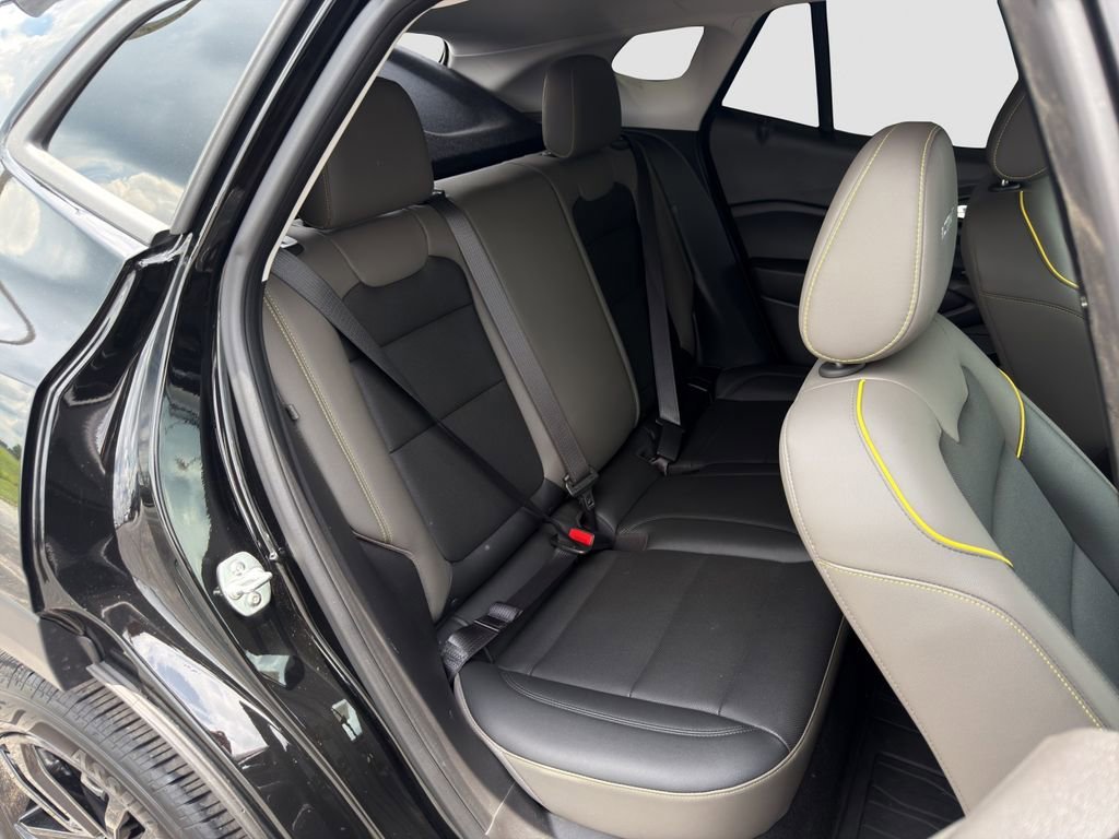 Used 2025 Mosaic Black Metallic Chevrolet ACTIV image 27