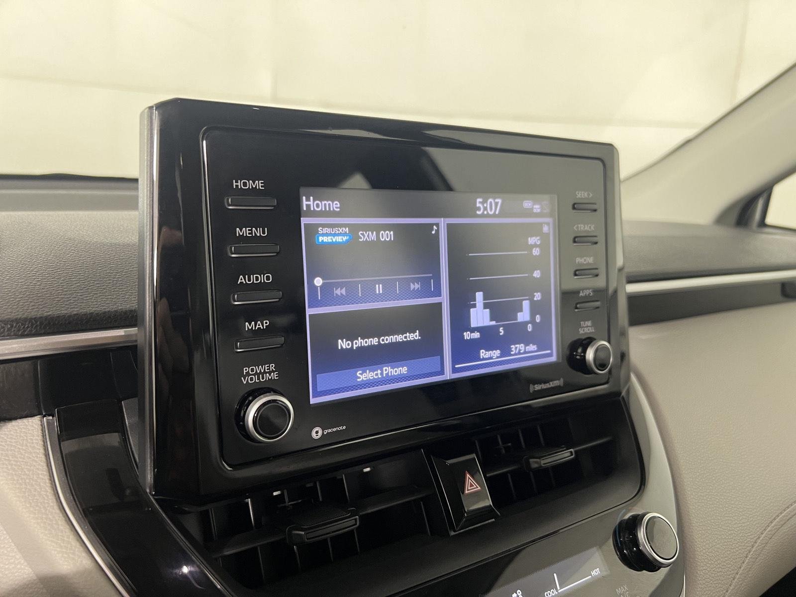 Used 2022 Wind Chill Pearl Toyota L image 30