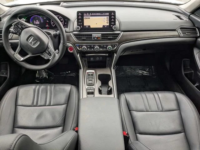 Used 2022 White Honda Touring image 13
