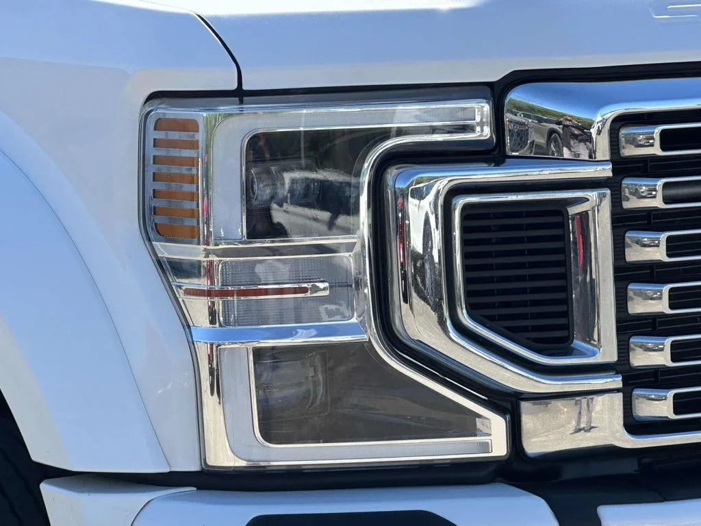 Used 2022 Star White Metallic Tri-Coat Ford Platinum image 11