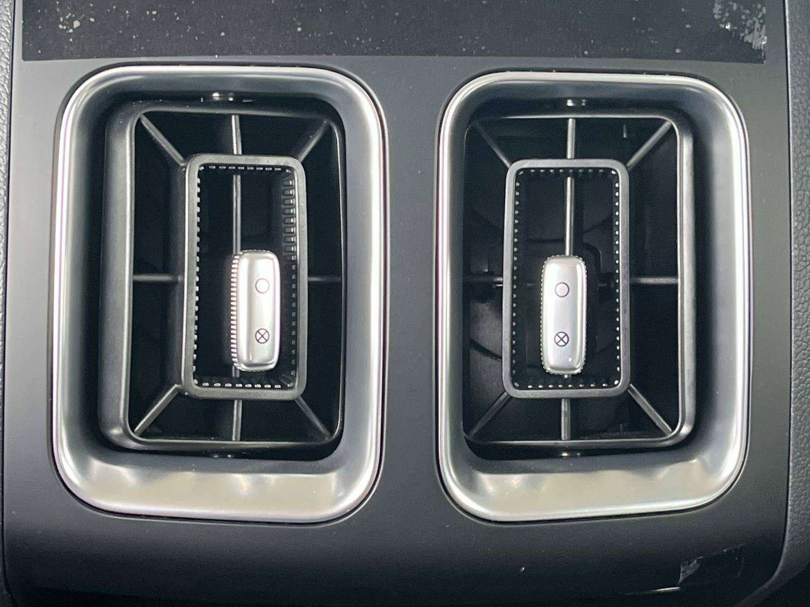 New 2026 Wolf Gray Kia S image 18