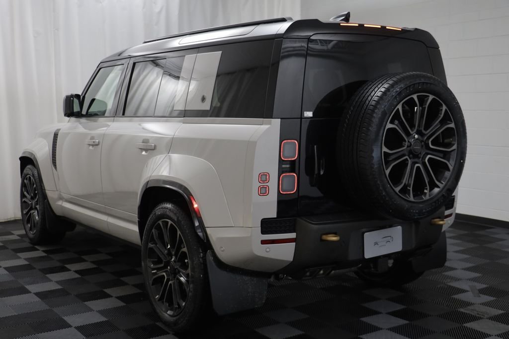 New 2026 Borasco Grey LAND ROVER  OCTA image 19