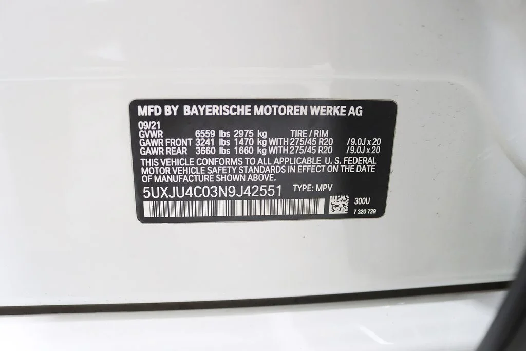 2022 BMW X5 M50i