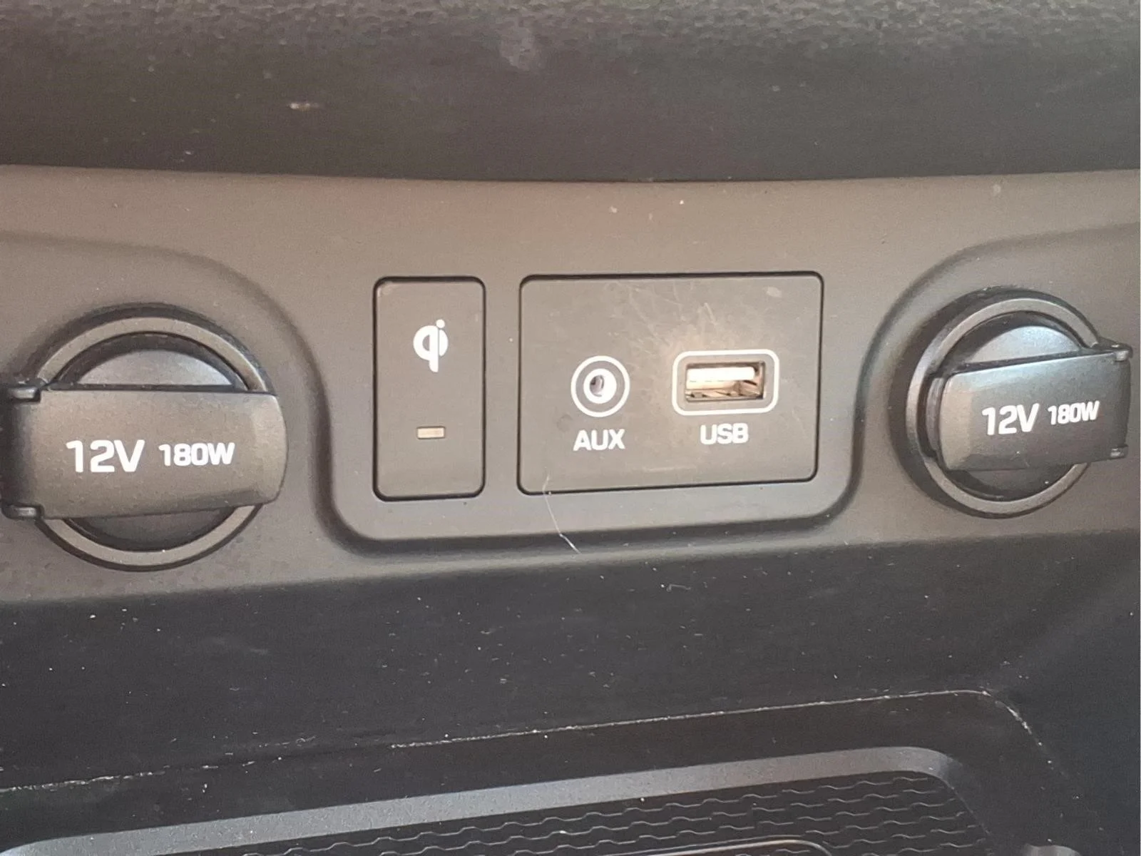 Used 2020 Black Hyundai Ultimate image 16