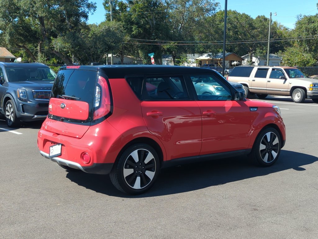Used 2017 Red Kia Plus image 7