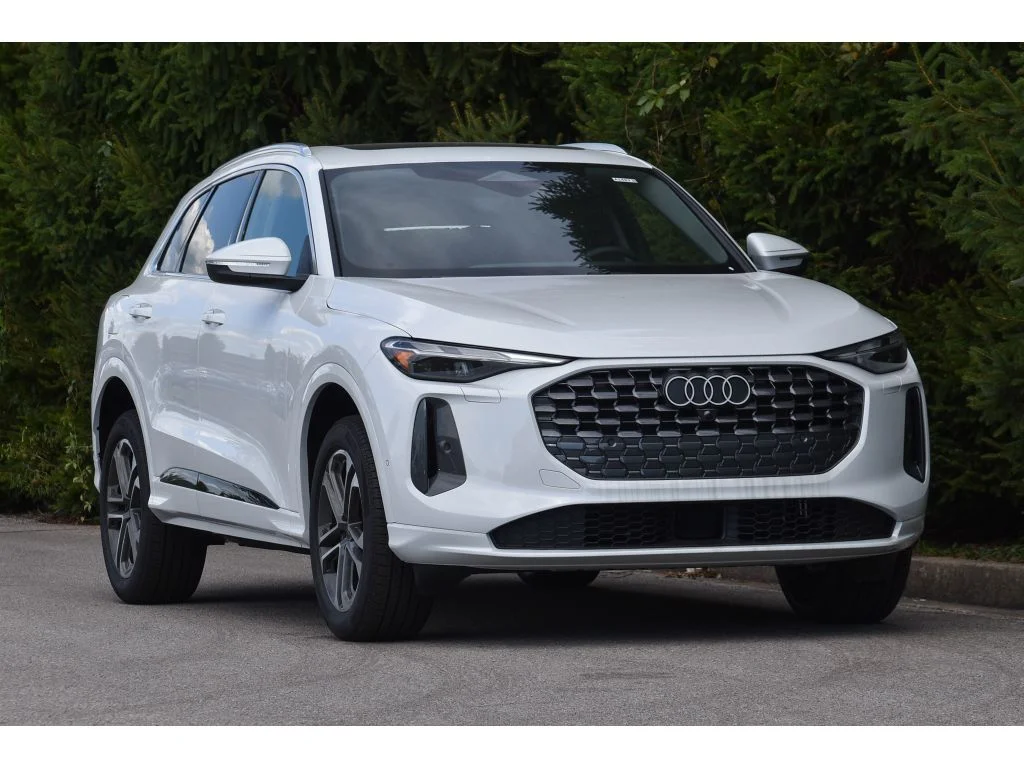 Used 2025 Glacier White Metallic Audi Premium image 2