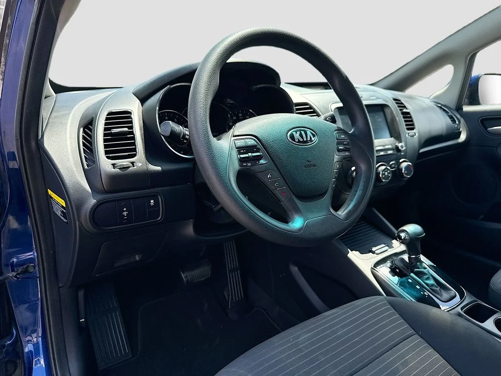 Certified Used 2018 Blue Kia LX image 9