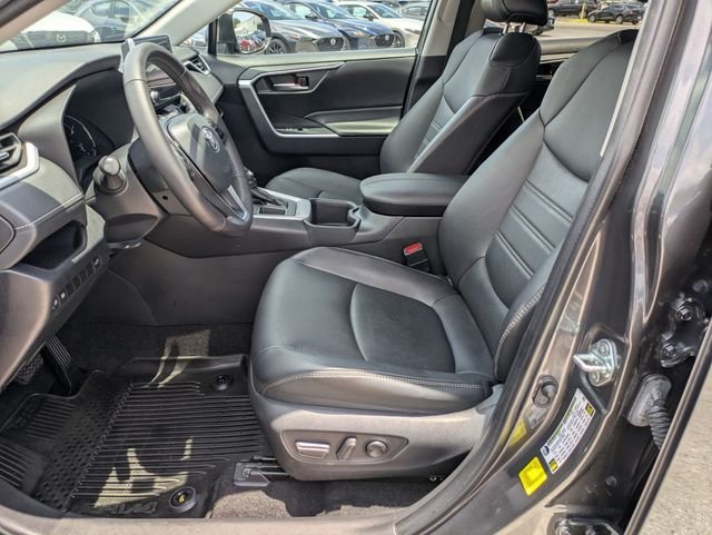Used 2023 Gray Toyota XLE Premium image 14