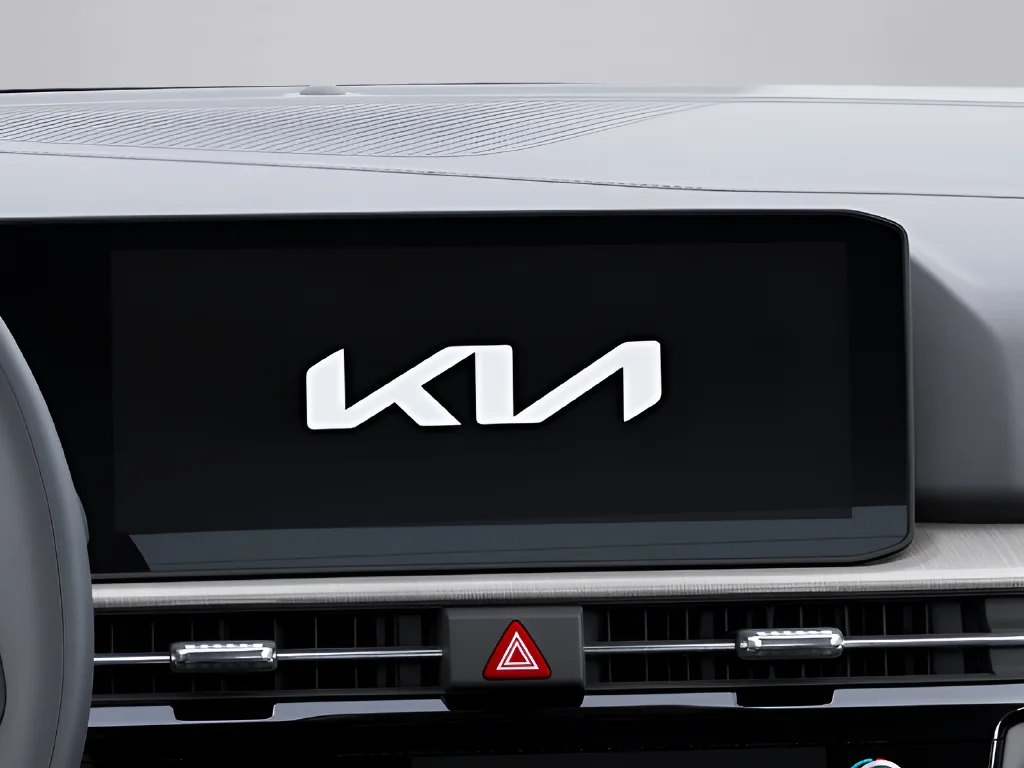 New 2027 Snow White Pearl Kia X-Line image 27
